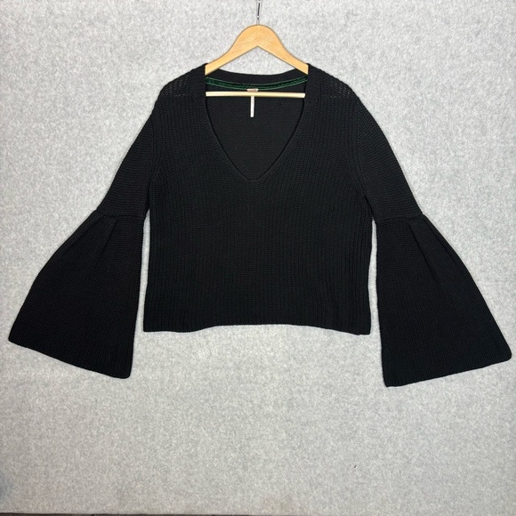 Free People Damsel V-Neck Bell Sleeve Knit Sweater-Black-Women Size Small - Picture 4 of 9